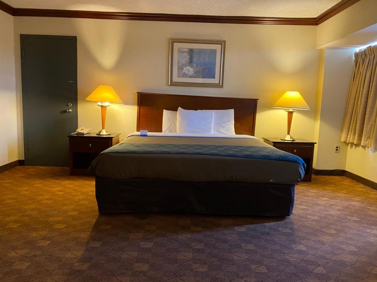 Rodeway Inn Sandston Kamer foto