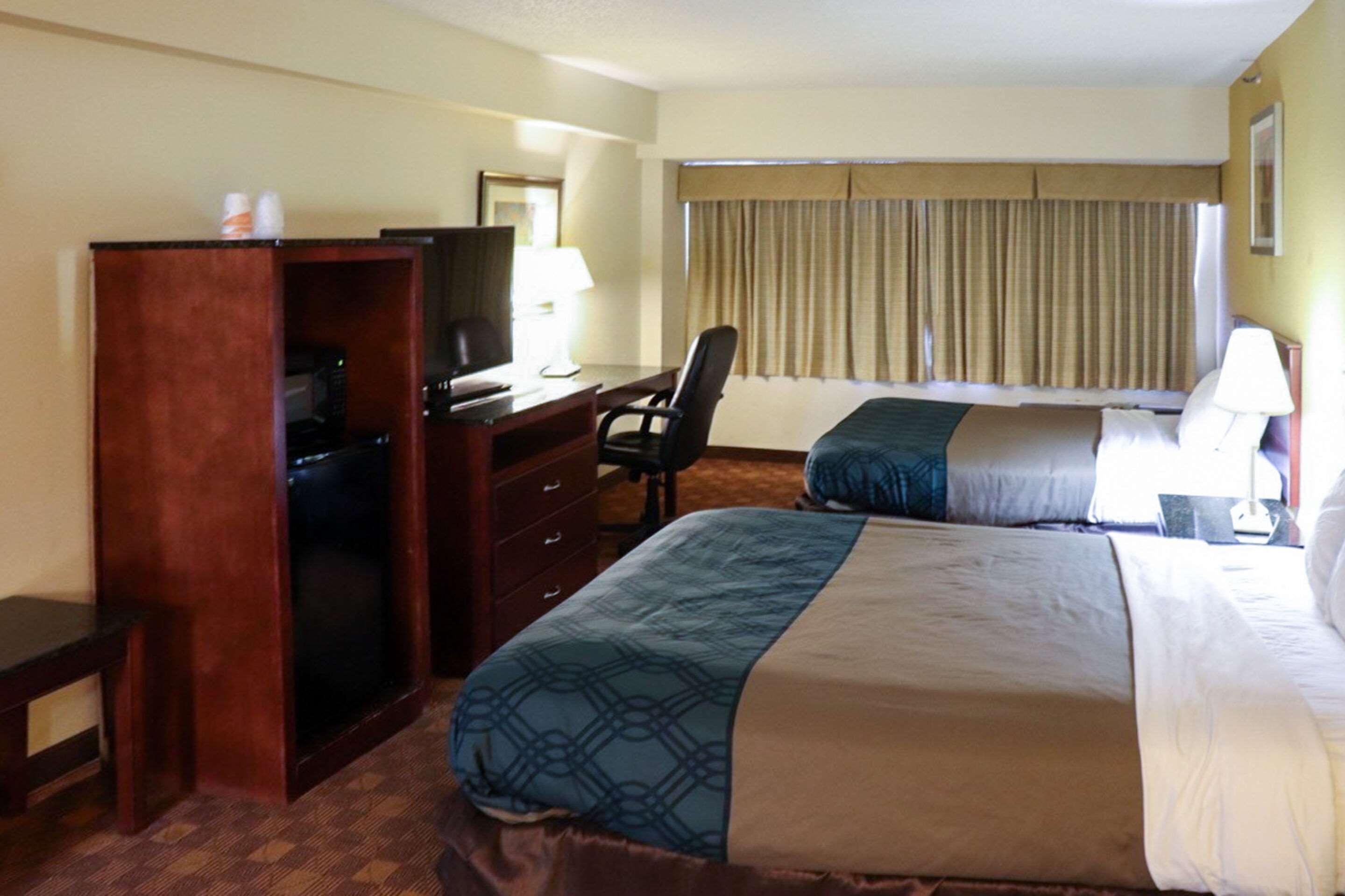 Rodeway Inn Sandston Buitenkant foto