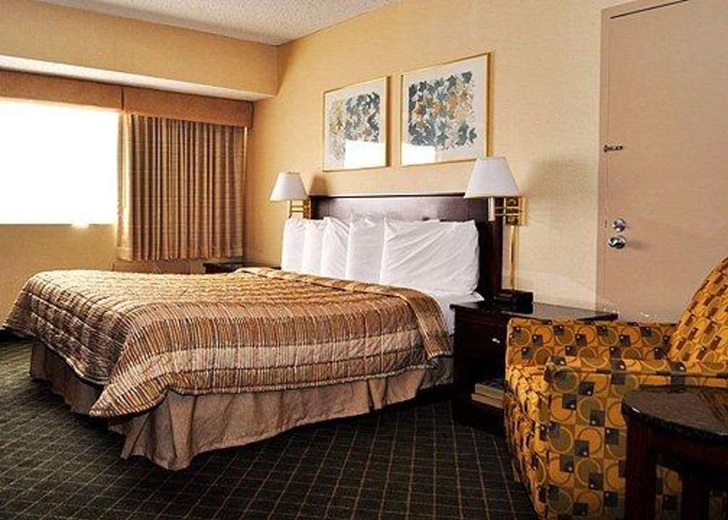 Rodeway Inn Sandston Kamer foto